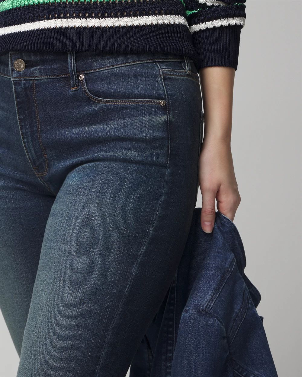 Curvy Mid-Rise Everyday Soft Denim  Slim Jeans